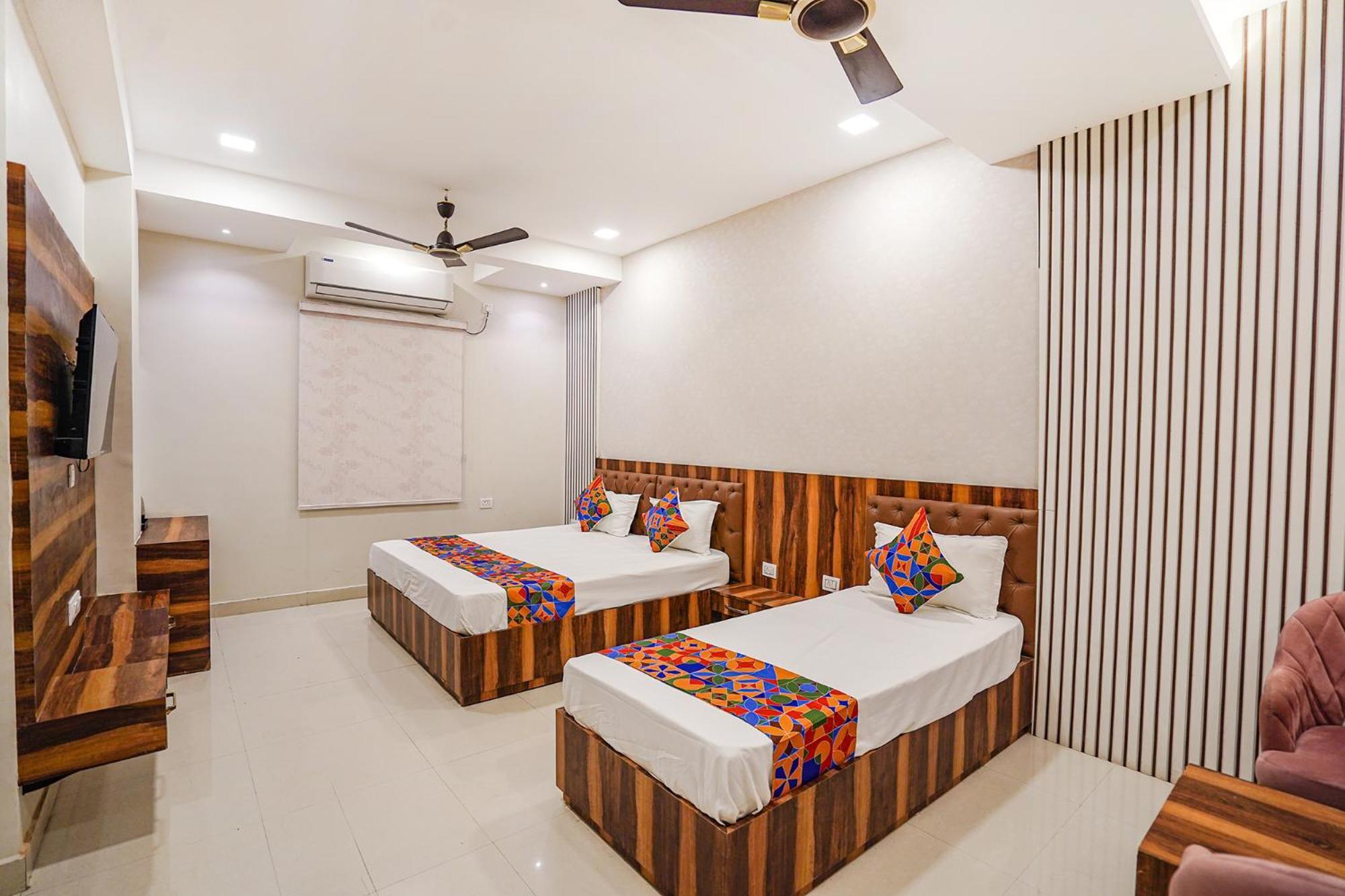 Faithfulganj Fabhotel Ts Inn מראה חיצוני תמונה
